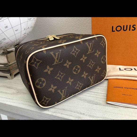 Bnib Louis Vuitton nice mini monogram bag cosmetic - Picture 6 of 11